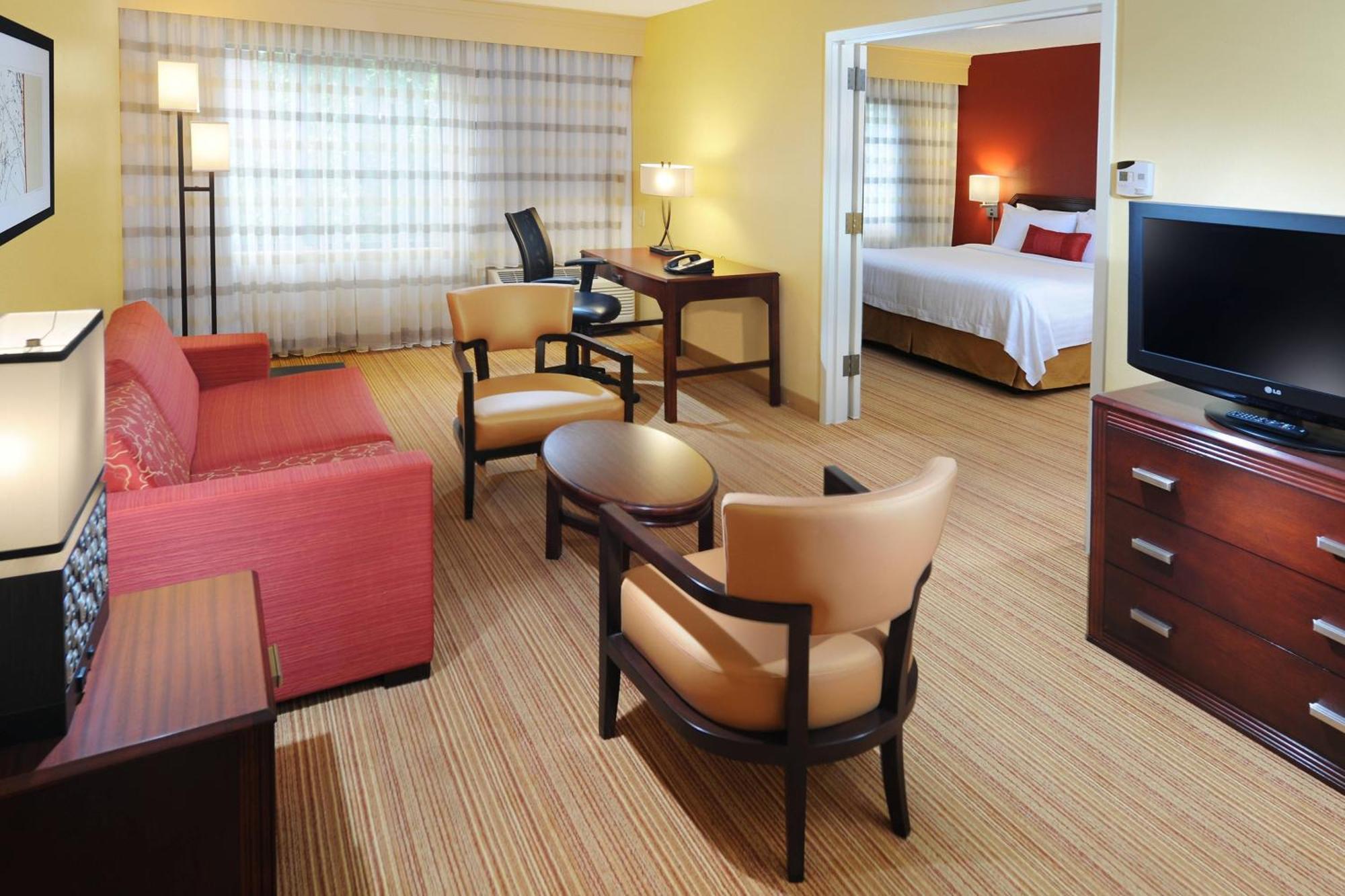 Hotel Courtyard By Marriott Houston Hobby Airport Exterior foto