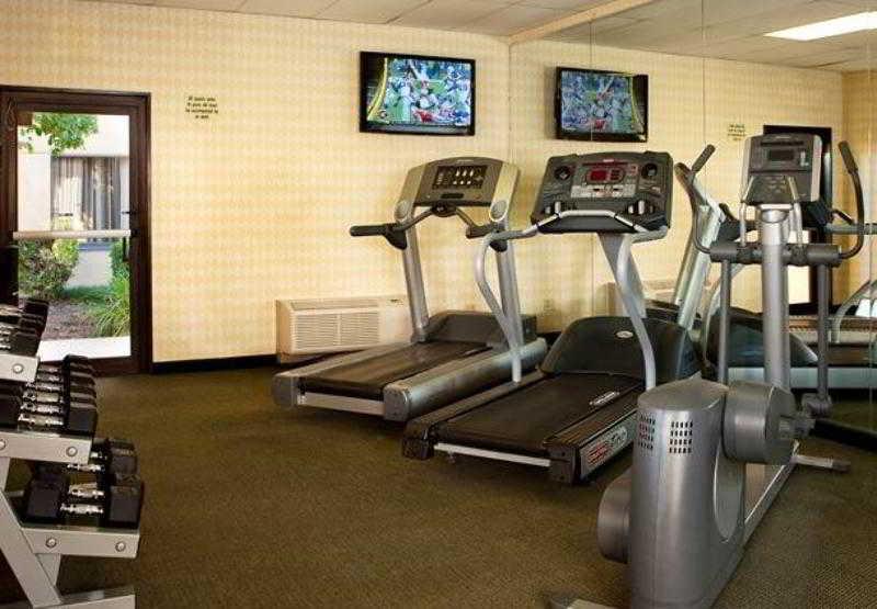 Hotel Courtyard By Marriott Houston Hobby Airport Exterior foto
